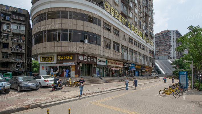 京汉城市广场外景图