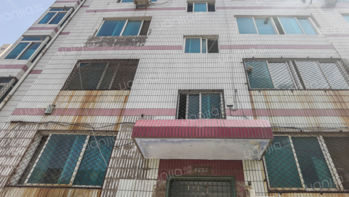 河南林业干部学校家属院外景图