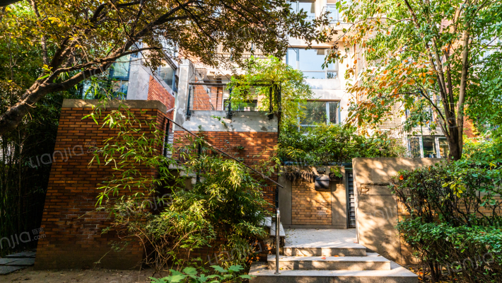 万科水晶城皓石园外景图