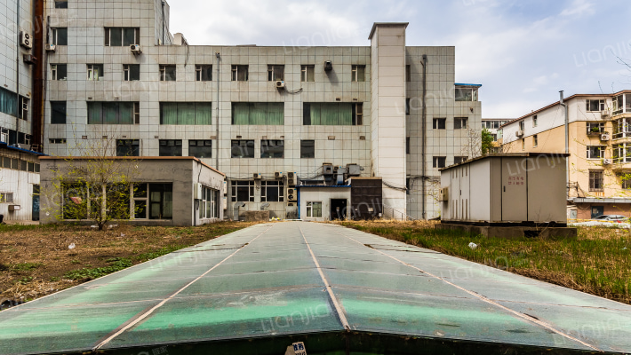 军需高层外景图