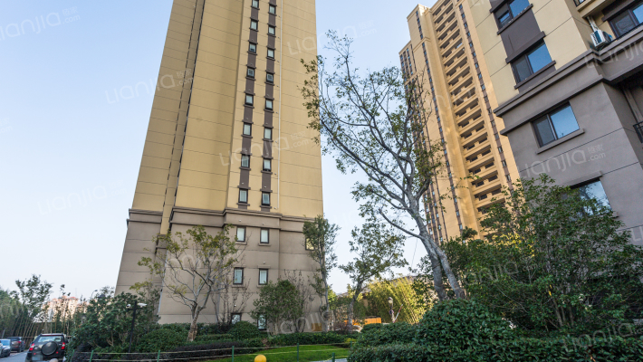 誉蓝湾名邸外景图