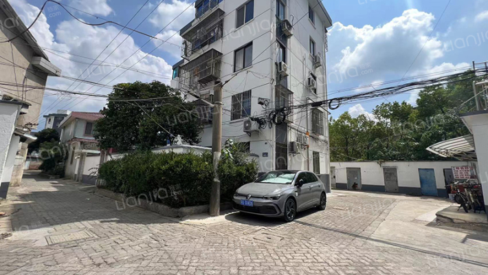 陆家弄24号外景图