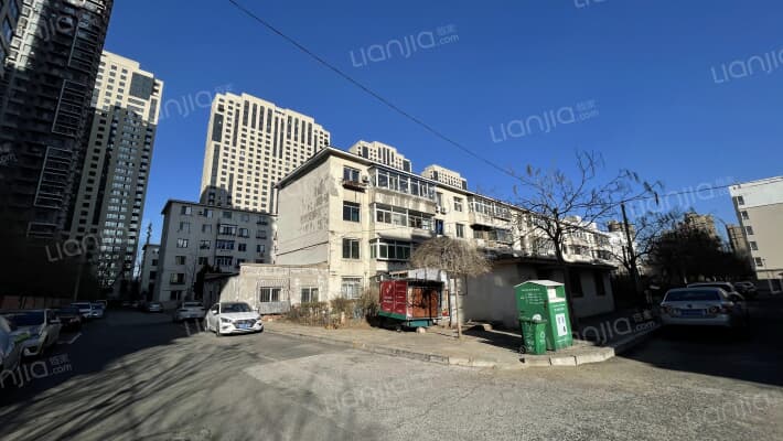 辽大校部家属区外景图