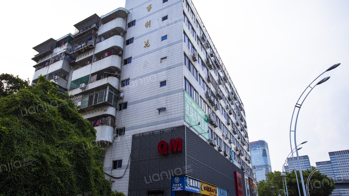 万事利花园外景图