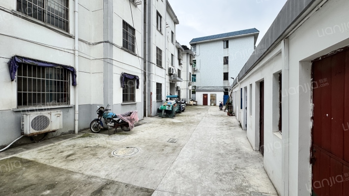 蚬江街外景图