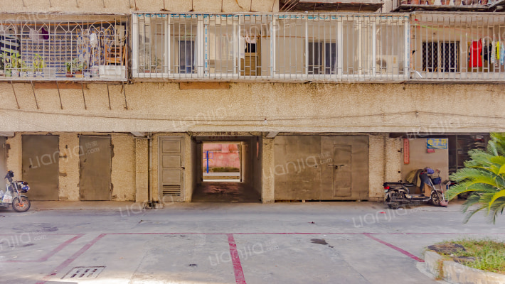 凤坂公寓外景图