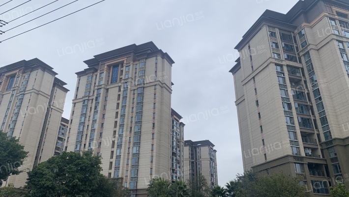 恒大翡翠龙庭外景图