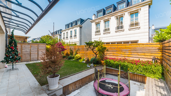 英庭名墅外景图