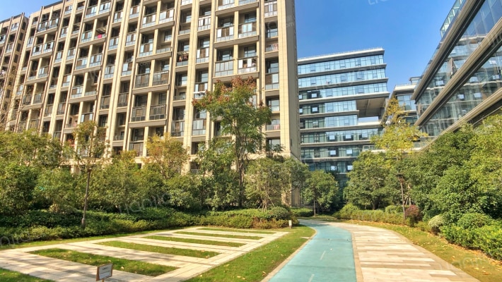 富力十号一期外景图