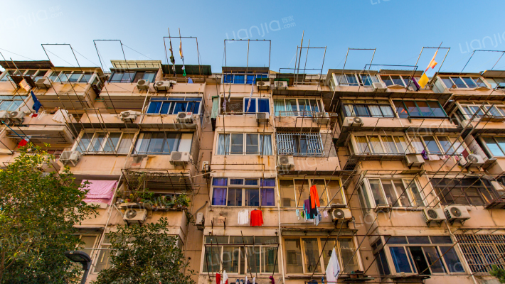 凌三小区外景图