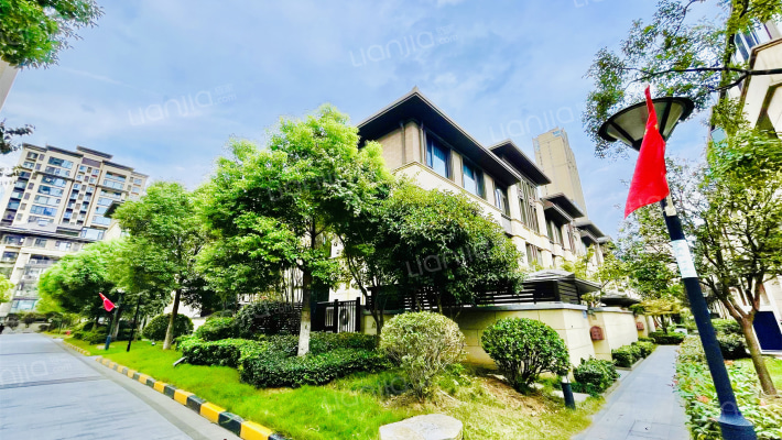 路劲蠡湖院子外景图