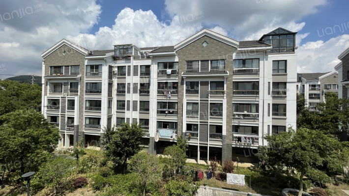 甸欣家园外景图