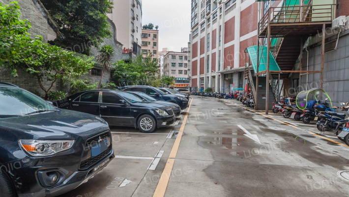 鸿盛花园外景图