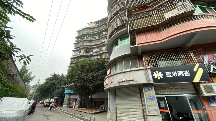 城南商业街外景图