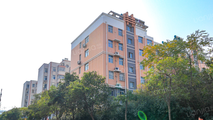 矿业家属院外景图