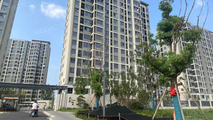 兰亭栖云外景图