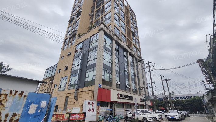 华堂小区外景图