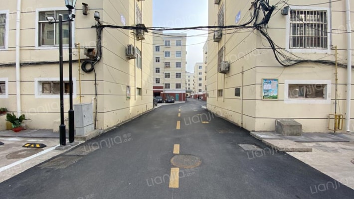 海天小区外景图