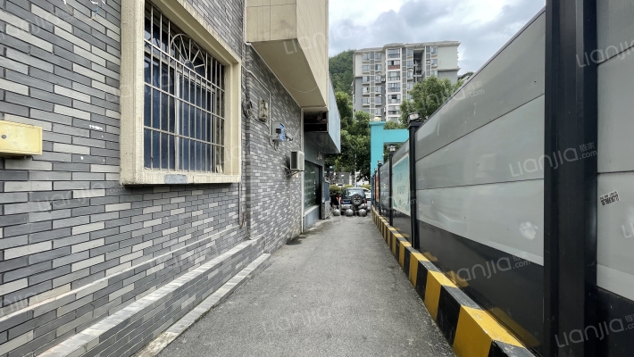 花阁路56号外景图