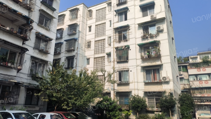 龙池电厂家属区外景图