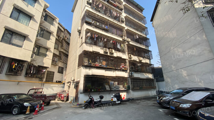 省轻工宿舍外景图