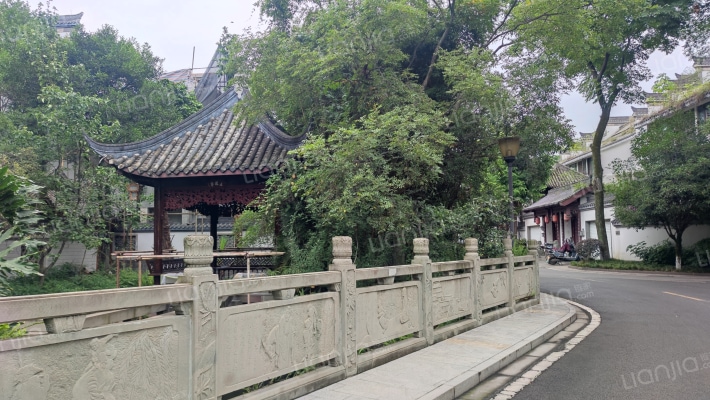 芙蓉古城紫云园外景图