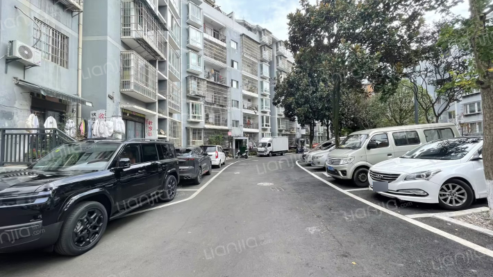 堰塘湾路23号外景图