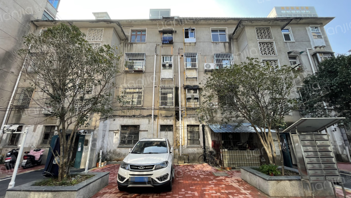 劳动局机关大院宿舍外景图