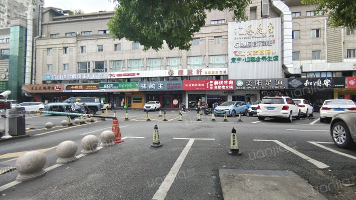 旺角晶座外景图