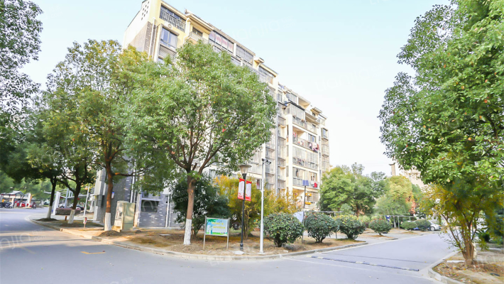 蓬欣社区东城一期栈泾兰苑外景图