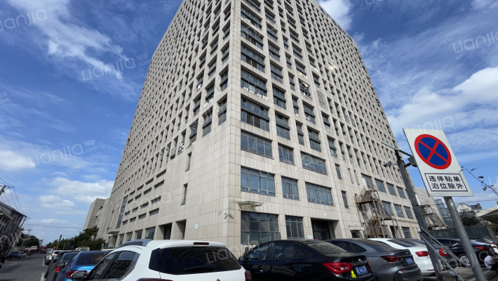 常汇生活广场外景图