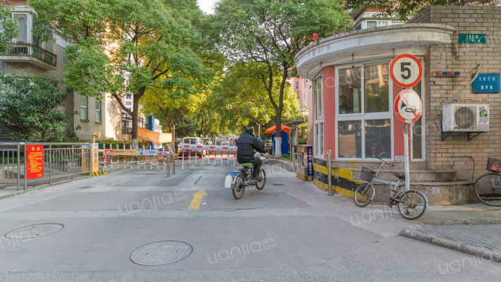 文化花园清华苑外景图