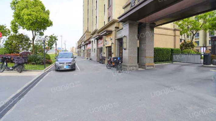 龙湖锦宸公馆外景图