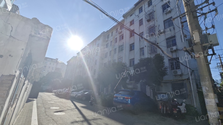 月浜东公寓外景图