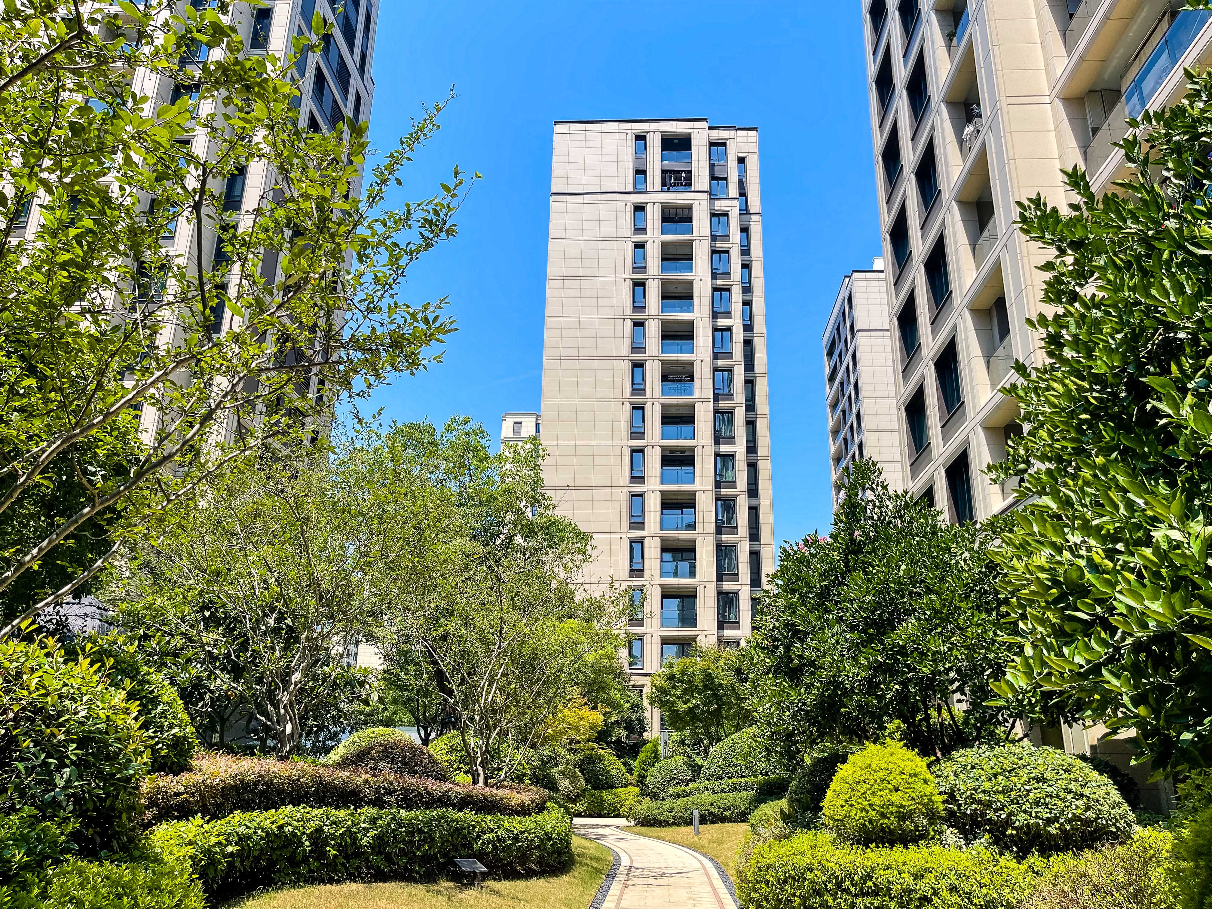 东城金茂府小区实景 4