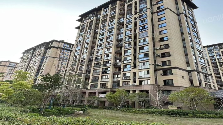 良睦合景轩外景图