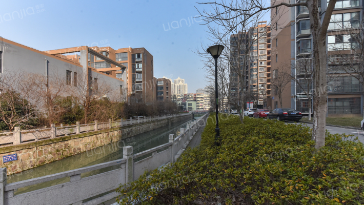 春城家园B区外景图