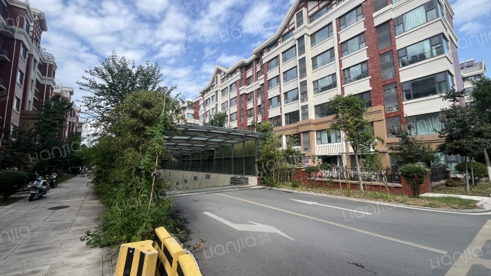 城建文苑西区外景图