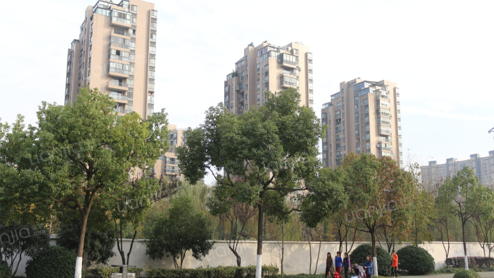 圣苑小区外景图