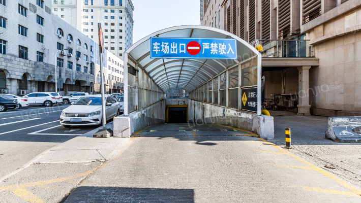 麦凯乐国际公寓外景图