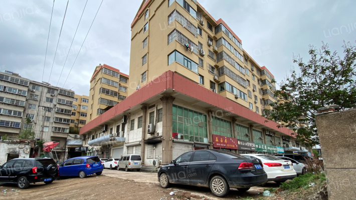 万历大厦外景图