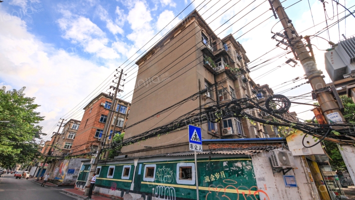 师大南路副食品公司宿舍外景图