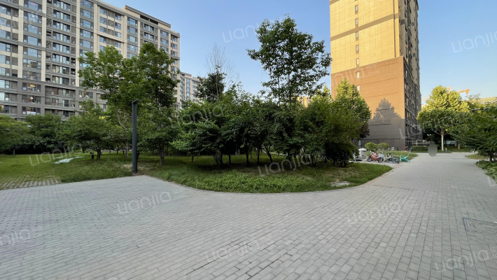 长阳半岛怡和路6号院外景图