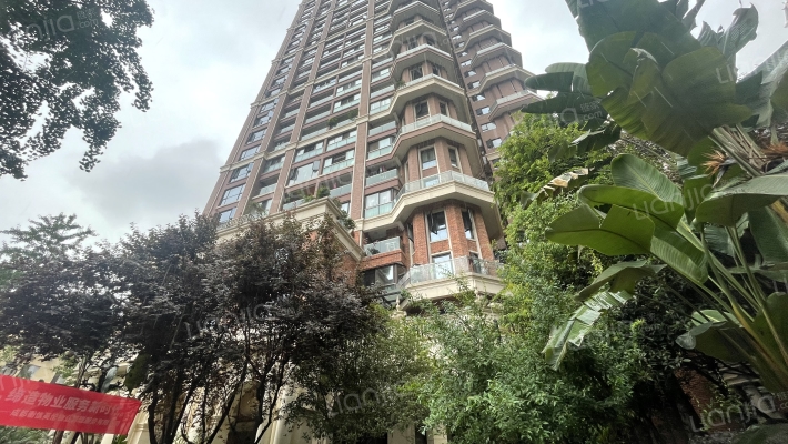 中德英伦世邦J区外景图