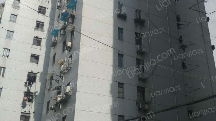 华江大楼外景图