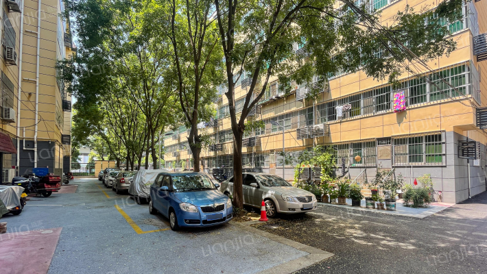 东元路物流社区外景图