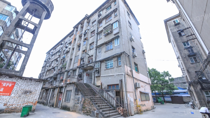 南钢刃具总厂宿舍外景图