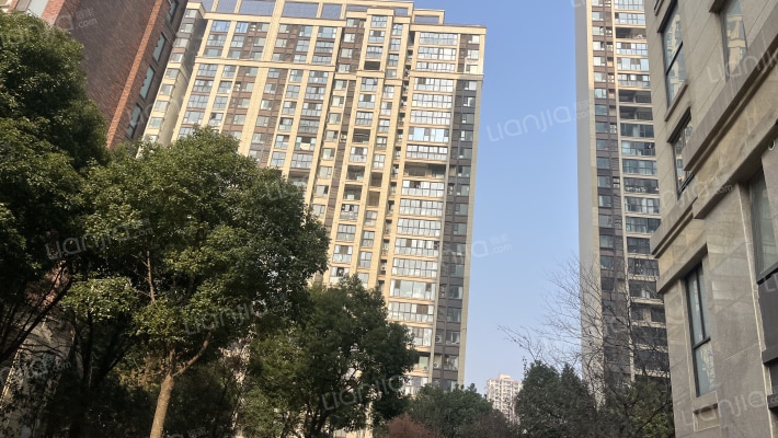 璀璨四季花园外景图