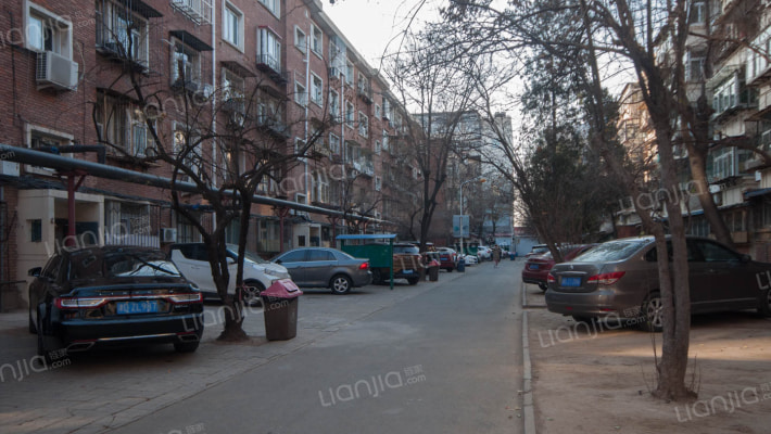 津淄东里外景图