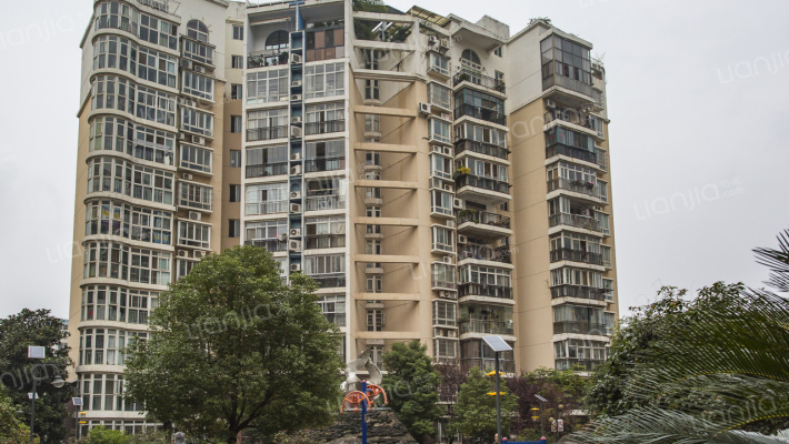 星海蓝天外景图